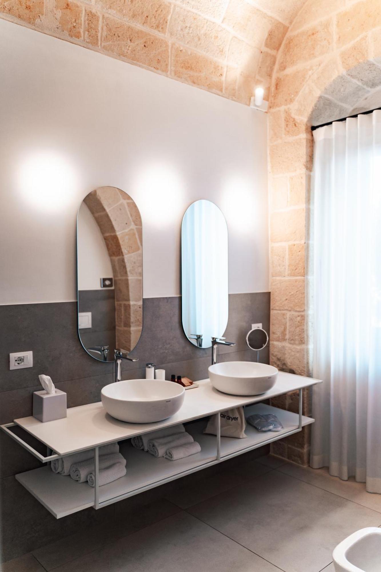 Le Vie Del Centro Luxury Room Matera Exterior photo